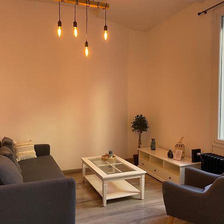 Appartement Coquet Dans Le Centre De Mèze Extérieur photo